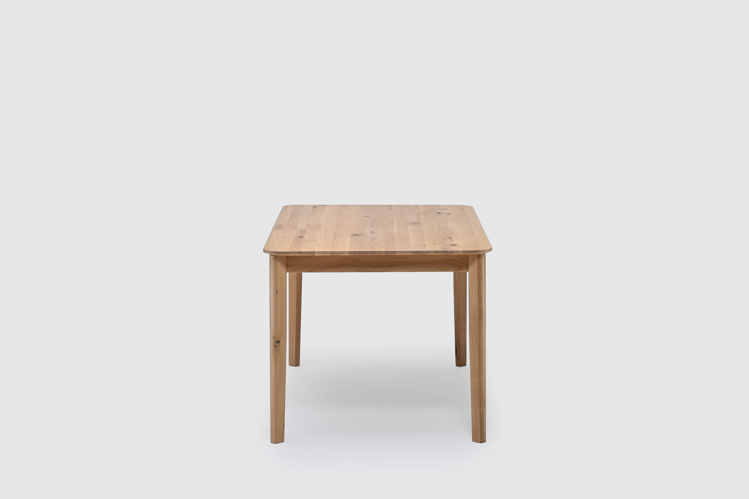 MIAM — Oval Classic dining table in solid oak, image 3