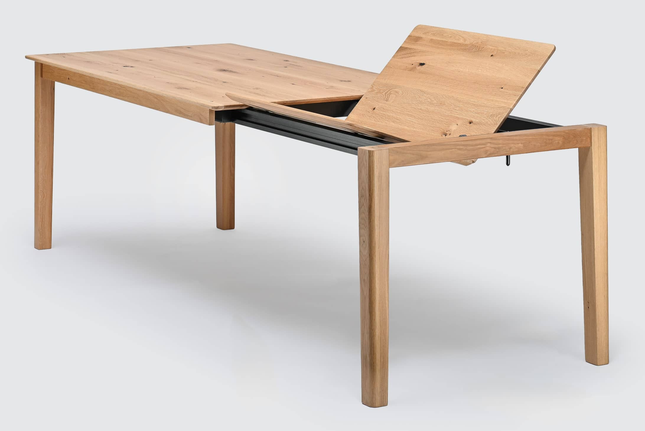 Ausziehtisch Lux aus Eiche, Studioaufnahme